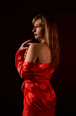 Choisir ma tenue Pin-up pour Noël : une célébration rétro et élégante